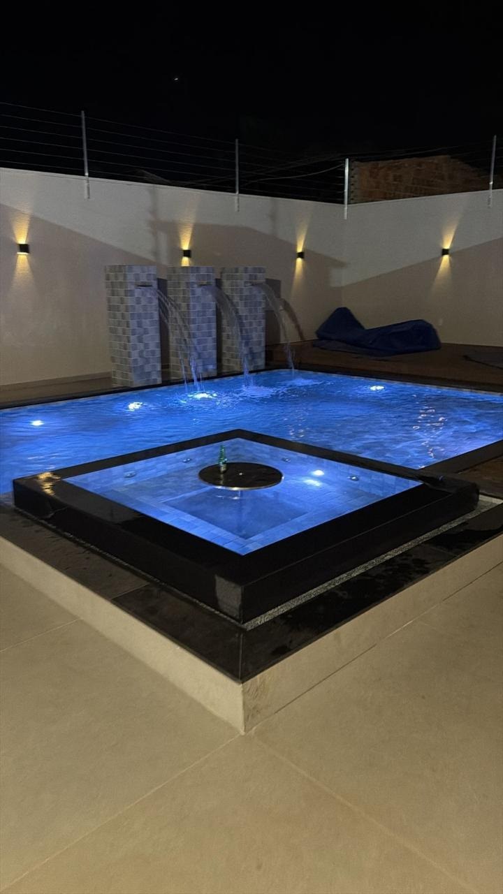 Modelo Linha premium com spa — Vitaly Piscinas